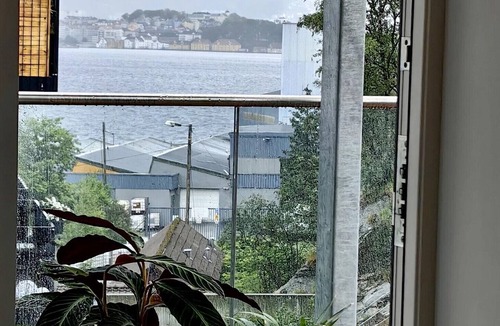 Bergenhus Apartment | Apartment in Breiviken, Bergen