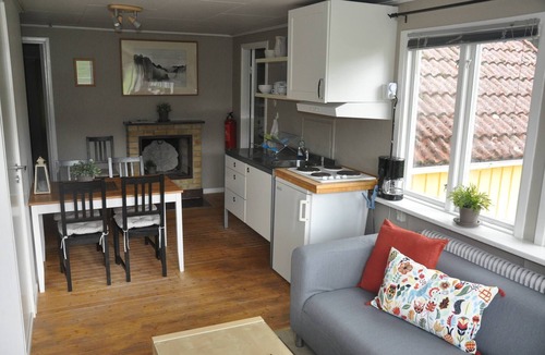 Stenbrohult Apartment | Apartment Linné Hotel & Guest House Björkelund