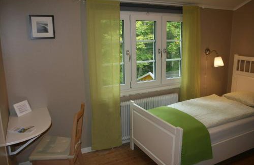 Stenbrohult Apartment | Apartment Linn Hotel Guest House Bjrkelund