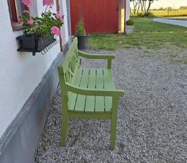 Gislov Apartment | Apartment on a farm only 7 minutes from golf and beach