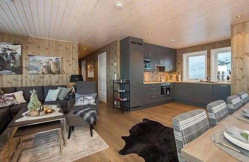 Kamben Apartment | Apartment on Golsfjellet with views of Jotunheimen