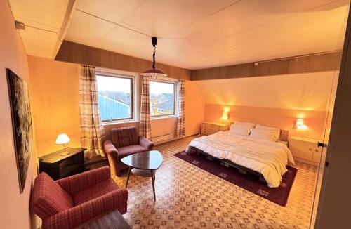 Vard Bed & Breakfast | Apartment Overlooking the Bird Island - Hornøya