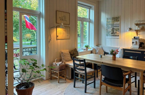 St. Hanshaugen Apartment | Apartment with two balconies by St. Hanshaugen