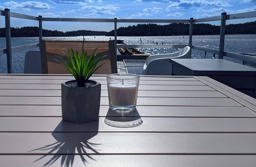 Blankaholm House | Archipelago holiday of the highest class in a floating holiday home