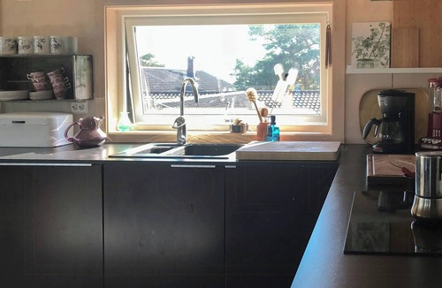 Gjeving House | Architect cabin by the sea in Gjeving