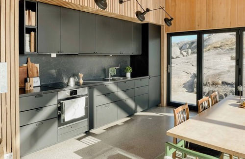 Sokndal House | Architect-designed gem with views of Kistefjellet