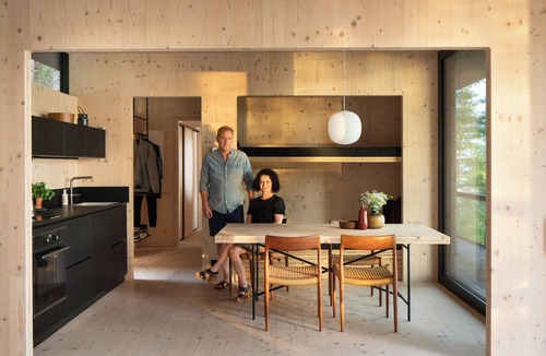 Saffle Municipality House | Architect-designed cabin with Harefjord views