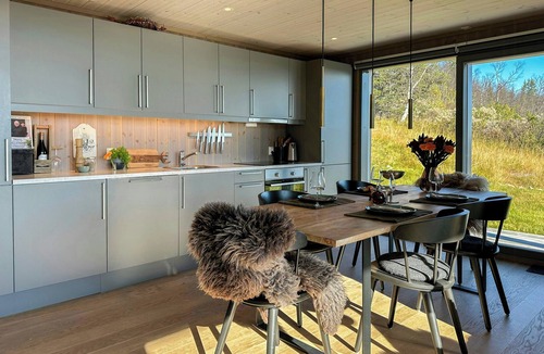 Al House | Architect designed cabin with panoramic views
