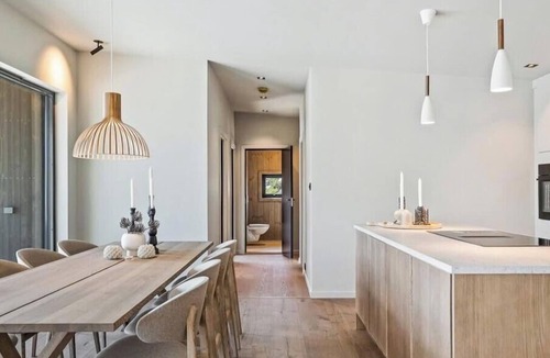 Mandal House | Architect-designed cottage with dock in Dalskilen