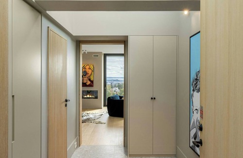 Slemdal Apartment | Architect-designed flat with views over Oslo