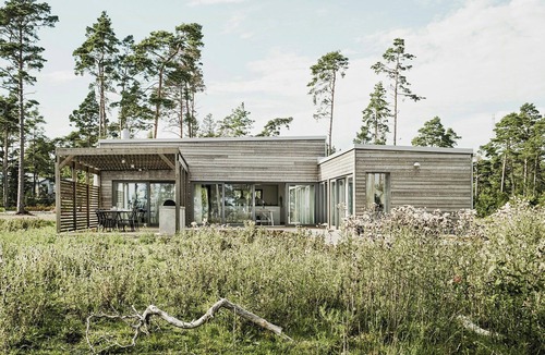 Ljugarn House | Architect-designed house with sea view in Ljugarn