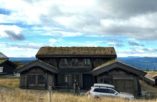 yer House | Architect-designed mountain cabin at Mosetertoppen
