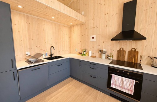 Al House | Architect designed sleeping box in barn