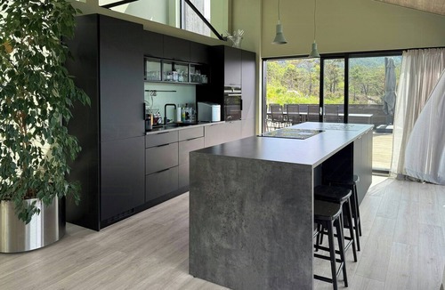 Skjold House | Architect's cabin with sea views in Skjold