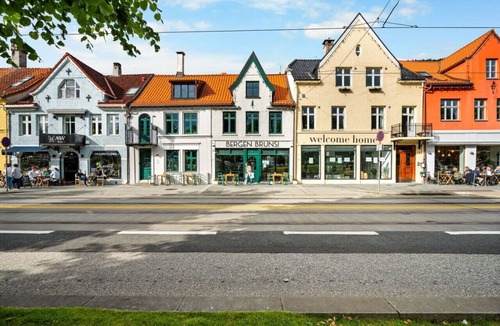 Bergen City Centre Apartment | Architectural Studio I Private Balcony I NEW 2021