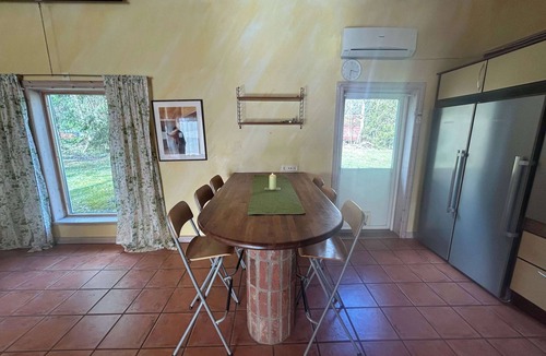 Northern Stockholm County Villa | Architectural Villa with 3 Fireplaces, Countryside