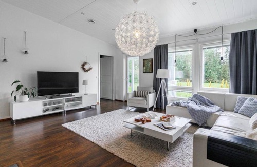 Rovaniemi Apartment | Arctic Clover Villa by BookLapland