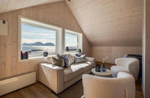 Oksnes House | Arctic Nest