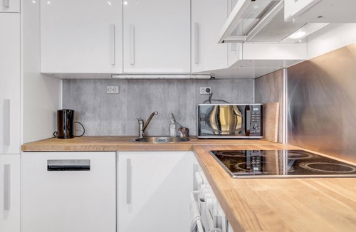 Tromso Apartment | Arctic View Apartment – Northern Lights & City Panorama