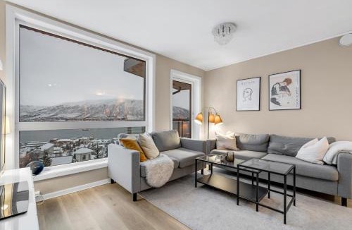 Tromso Apartment | Arctic View Apartment-Northern Lights & City view