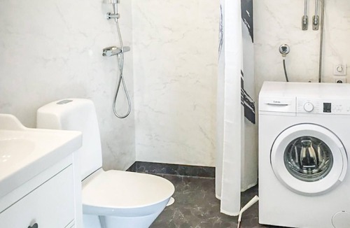 Mjovik House | Are you ready for a vacation for four in this functional charming cottage?