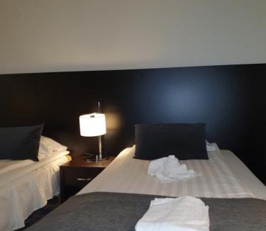 Kyrkviken Hotel | Ariston Hotell