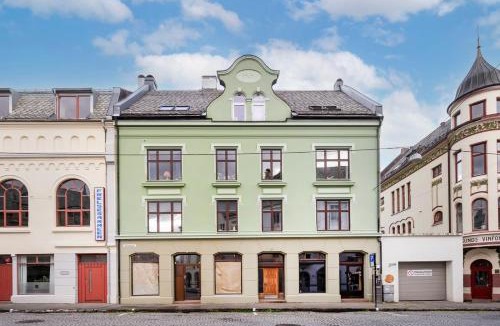 Alesund Apartment | Art Nouveau in the middle of downtown Ålesund