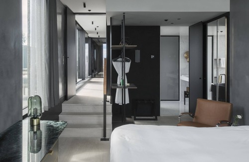 Norrmalm Hotel | At Six