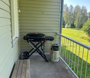 Lohja Apartment | Ateljee - peaceful one-bedroom apartment by the lake