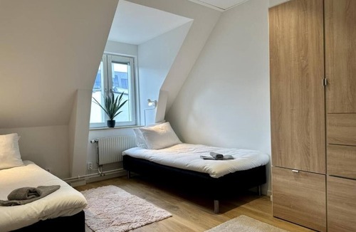 Boras Hotel | Attic Hostel
