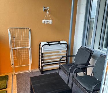 Itainen District Apartment | Aurinkolahti Modern Apartment close to nature - Heated EV Parking Balcony