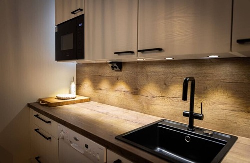 Rovaniemi Apartment | Aurora Chalet with Sauna by BL
