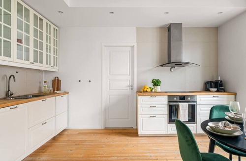 Bergen City Centre Apartment | Authentic Bergen Charm in Famous Neighborhood