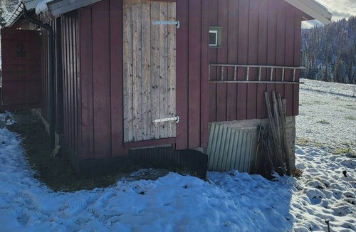 Hundorp House | Authentic cabin on a scenic plot