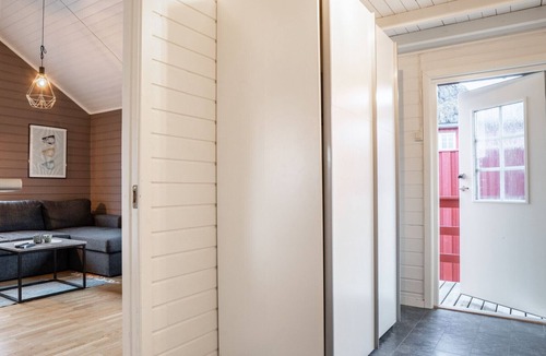 Stamsund Cabin | Authentic Cozy Rorbu