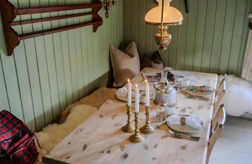 Ustaoset House | Authentic Norwegian Cabin by Hallingskarvet