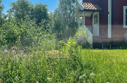 Hogsby House | Authentic Småland farmstead with private lake