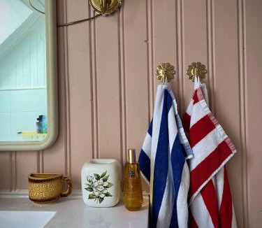 Alesund Apartment | Authentic top floor pearl in the city Center