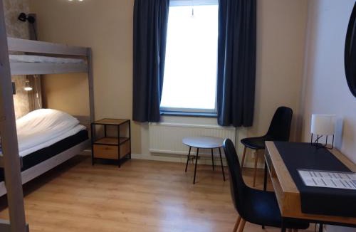 Dvarsatt Hotel | Avavikens Vandrarhem och Konferens