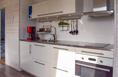 Nybrostrand Apartment | Awesome apartment in Nybrostrand