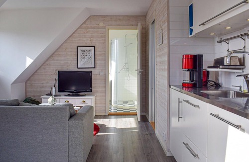 Nybrostrand Apartment | Awesome apartment in Nybrostrand