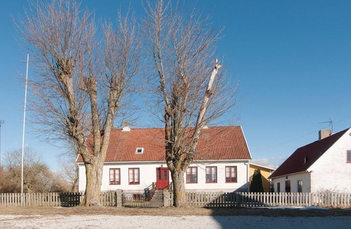 Hemse Apartment | Awesome apartment in Hemse with WiFi