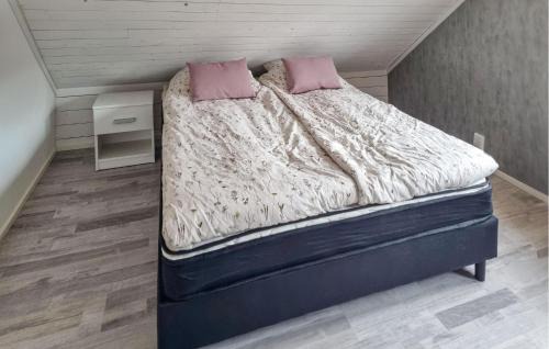 Mullsjo Apartment | Awesome Apartment In Mullsjö With Wifi