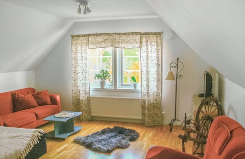 Vibble Apartment | Awesome apartment in Ygne with WiFi
