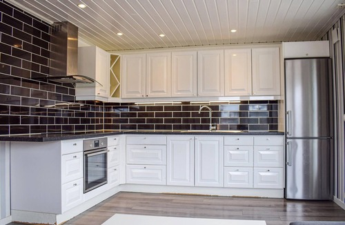 Almhult Municipality House | Awesome home in älmhult with kitchen