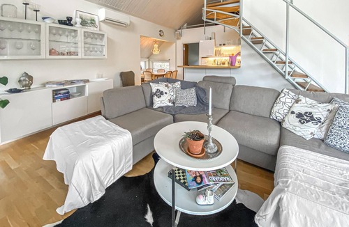 Storlinge House | Awesome home in Borgholm with sauna