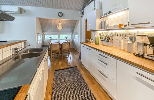 Storlinge House | Awesome home in Borgholm with sauna