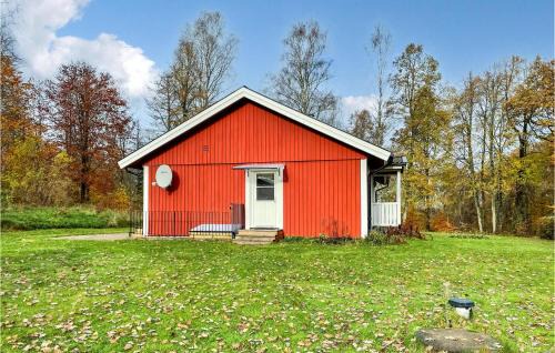 Knared House | Awesome Home In Brånalt With Kitchen