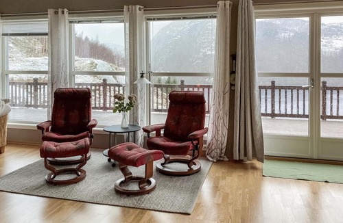 Farsund House | Awesome home in Farsund with WiFi