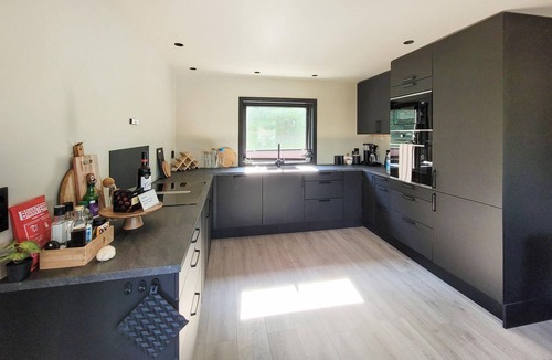 Fitjar House | Awesome home in Fitjar with house sea view